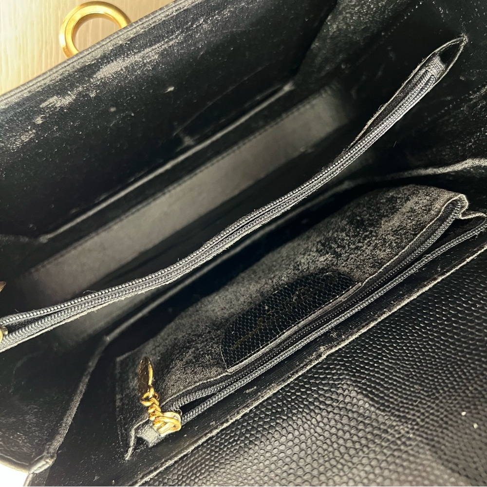 Vintage Salvatore Ferragamo Leather Purse | Vintage 1980s Designer Leather Purse - Picture 7 of 8